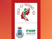 Manfredonia, una sedia rossa in comune contro i femminicidi
